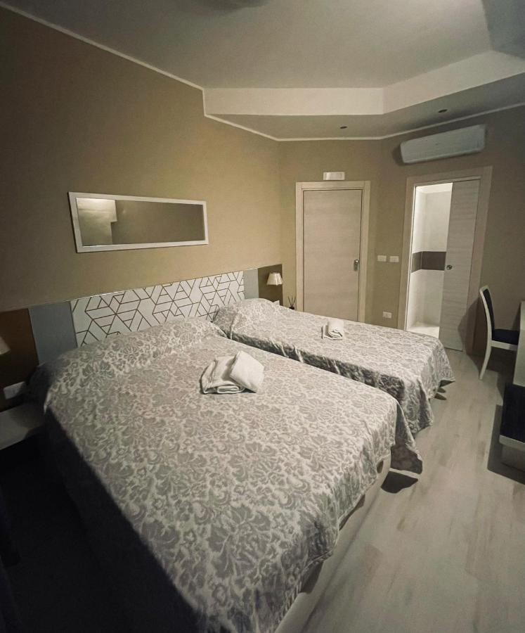 Triple Room Private Bathroom